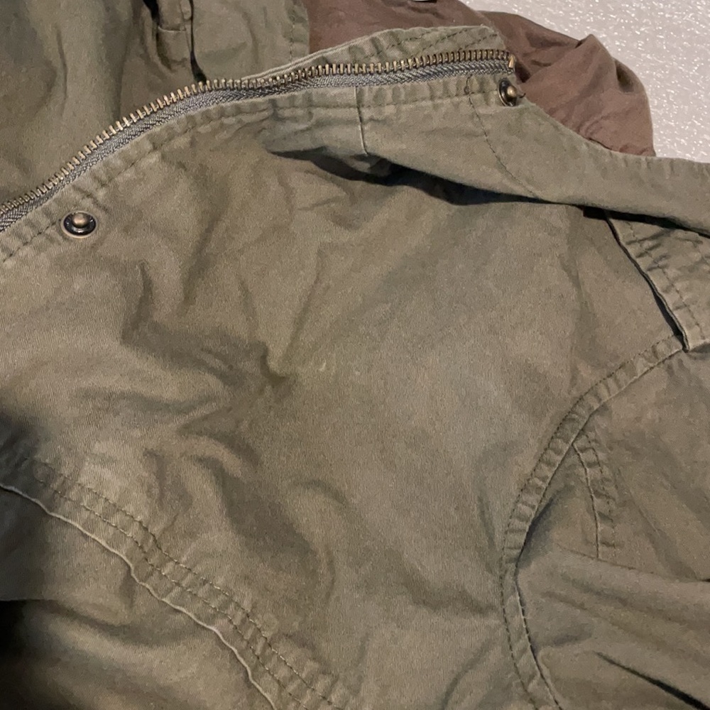 ark & co olive green, long hooded cargo jacket with a draw string waist. Medium - Picture 12 of 15
